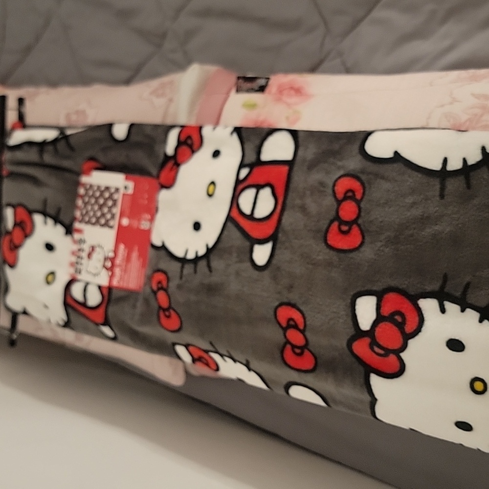 Plush throw